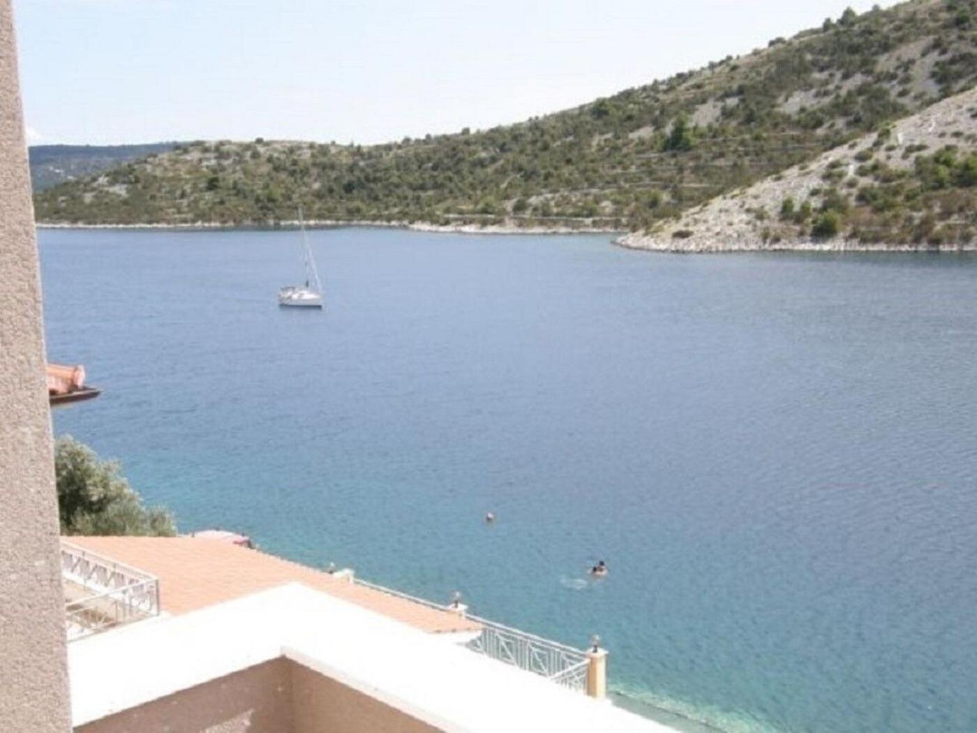 Apartments Ljubi Vinišće المظهر الخارجي الصورة