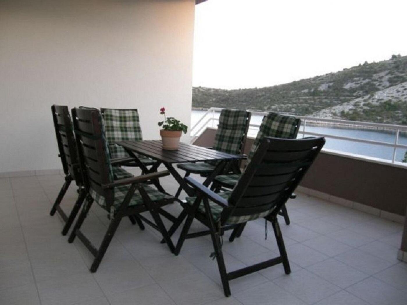Apartments Ljubi Vinišće المظهر الخارجي الصورة