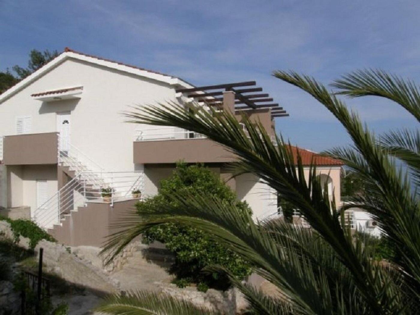Apartments Ljubi Vinišće المظهر الخارجي الصورة